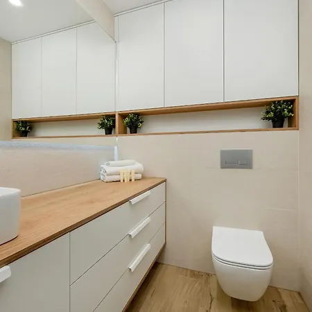 Piekny Wichrowa - 2 Sypialnie Free Garage By Renters 아파트