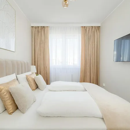 Apartman Piekny Wichrowa - 2 Sypialnie Free Garage By Renters *