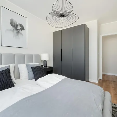 Piekny Wichrowa - 2 Sypialnie Free Garage By Renters * Vratislav