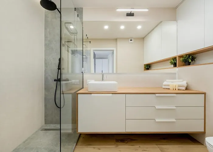 Piekny Wichrowa - 2 Sypialnie Free Garage By Renters Διαμέρισμα Βρότσλαβ