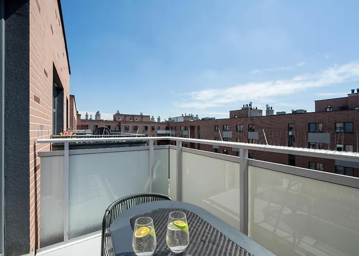 Piekny Wichrowa - 2 Sypialnie Free Garage By Renters Lejlighed